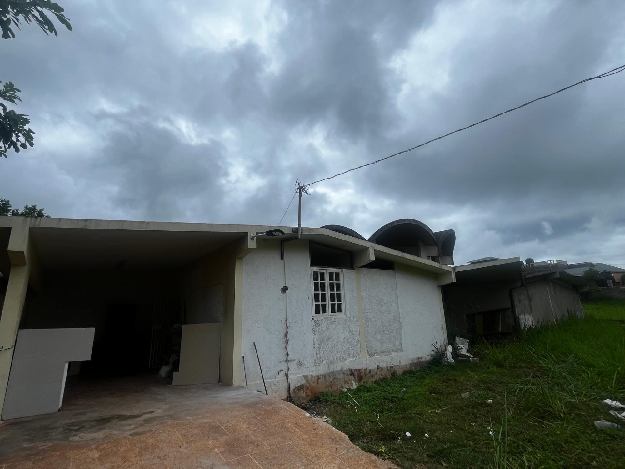 Cozy Belvedere Property